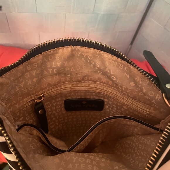 Kate Spade Striped Sling Crossbody
Bag Striped NWOT - Picture 11 of 15